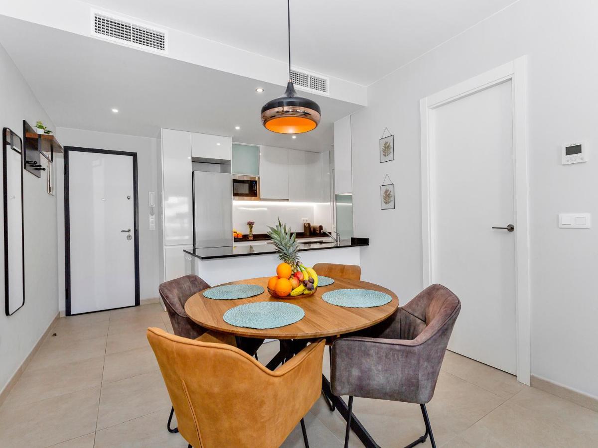 Lovely First Floor Apartment, Heating Pool ! Alicante Esterno foto