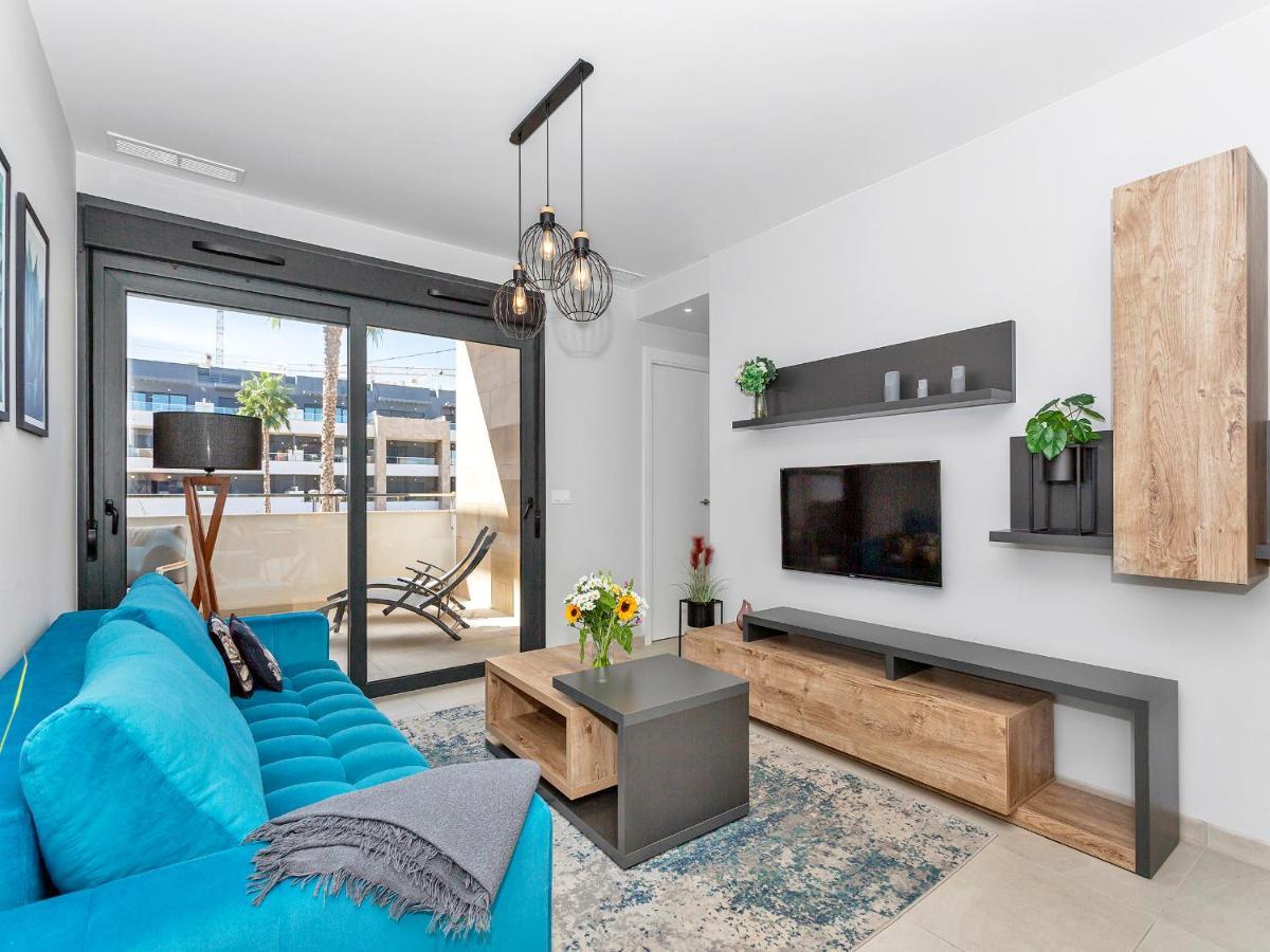 Lovely First Floor Apartment, Heating Pool ! Alicante Esterno foto